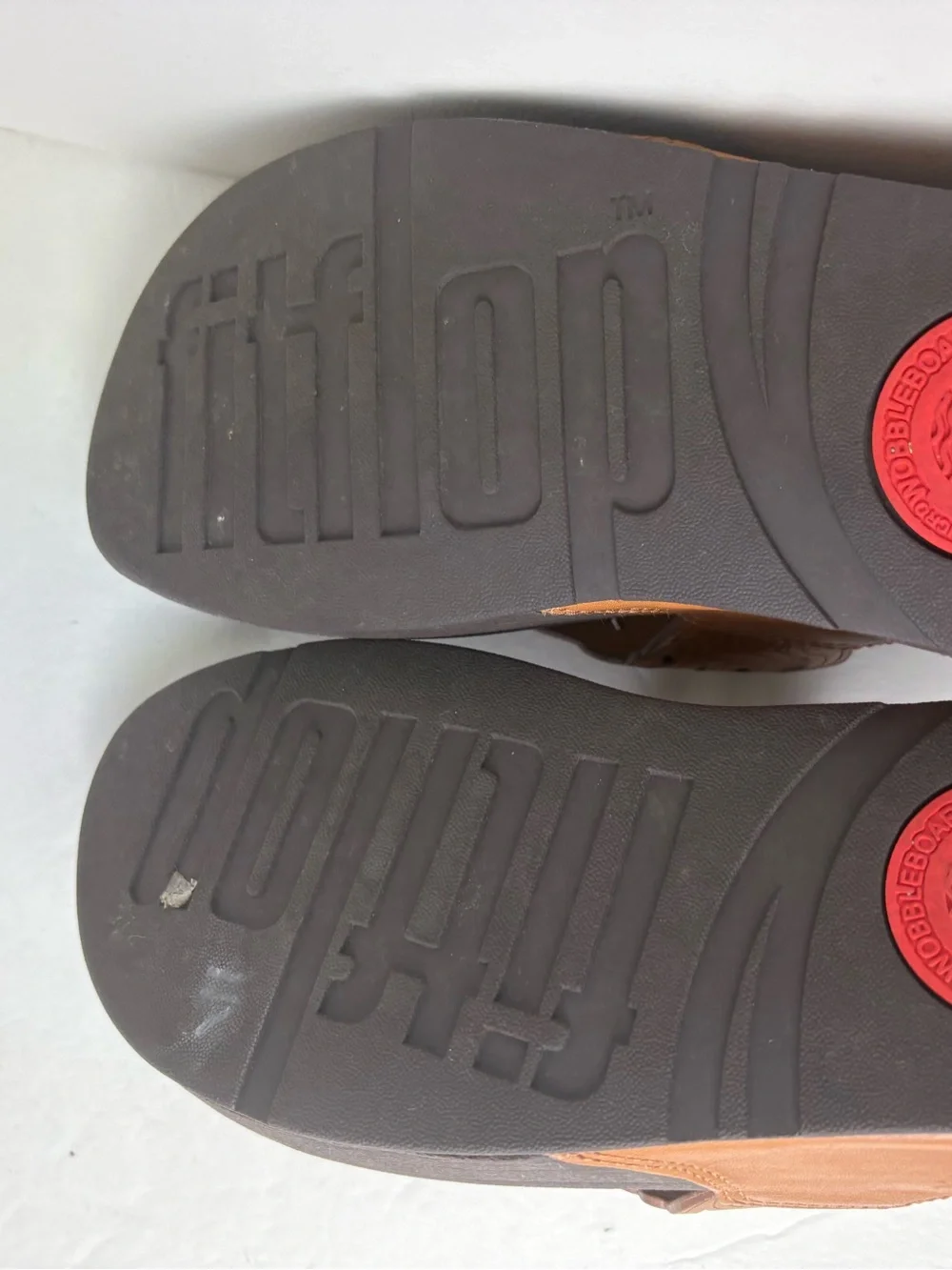 FitFlop Flora Leather Toe-post Brown Thong Sandal Size 6 Flip Flops